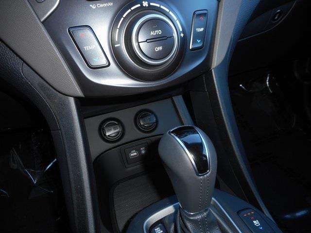 2017 Hyundai Santa Fe AWD Limited Ultimate 4dr SUV